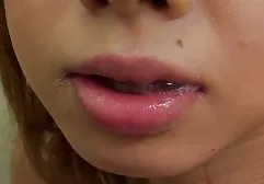 فقط امرأة واحدة!!! تبادل سكس مترجم للعربي جديد لاطلاق النار Part2